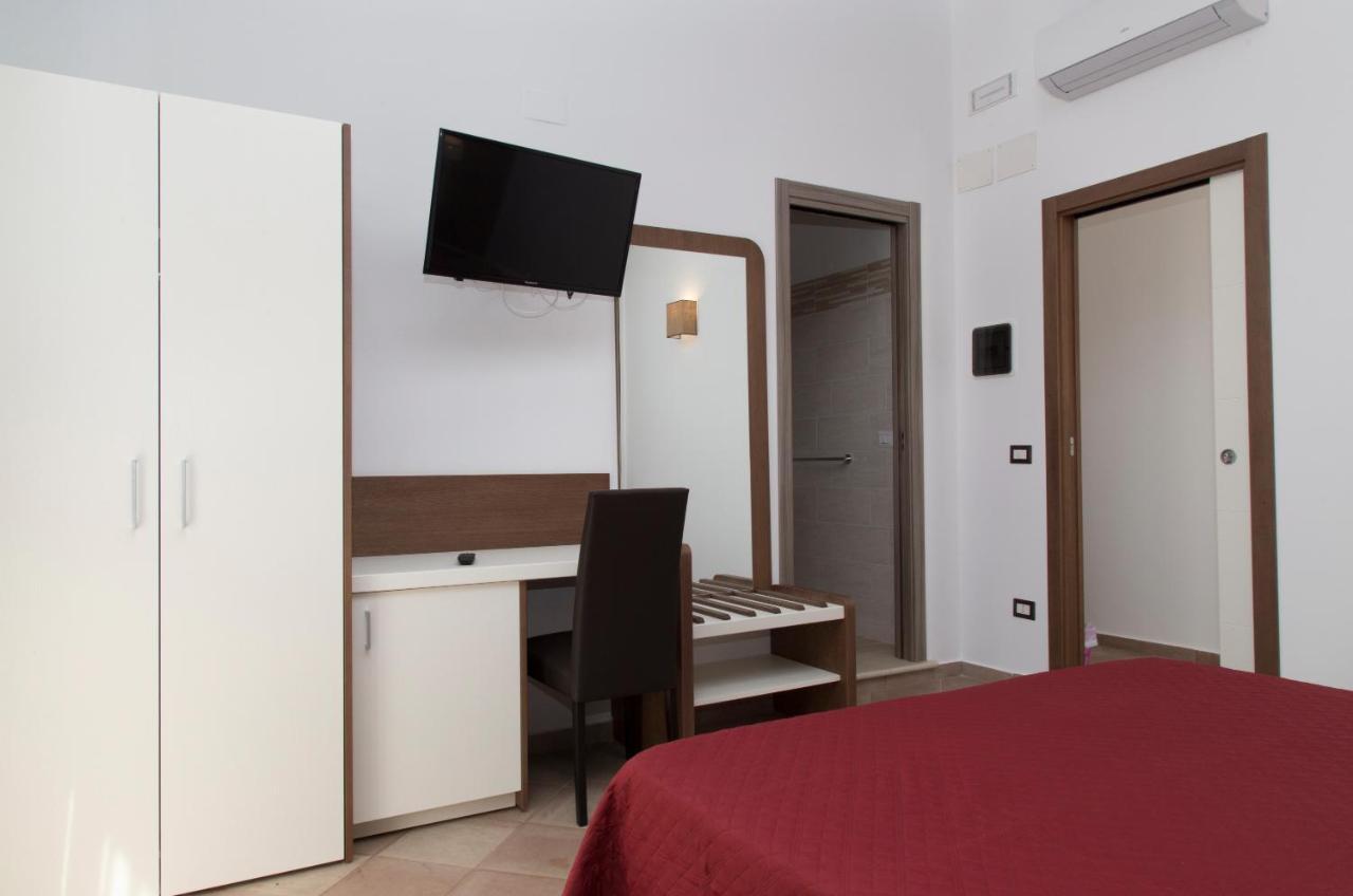 Villaggio Pineta Petto Bianco Capo Vaticano Zewnętrze zdjęcie