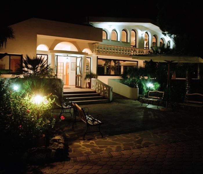Villaggio Pineta Petto Bianco Capo Vaticano Zewnętrze zdjęcie