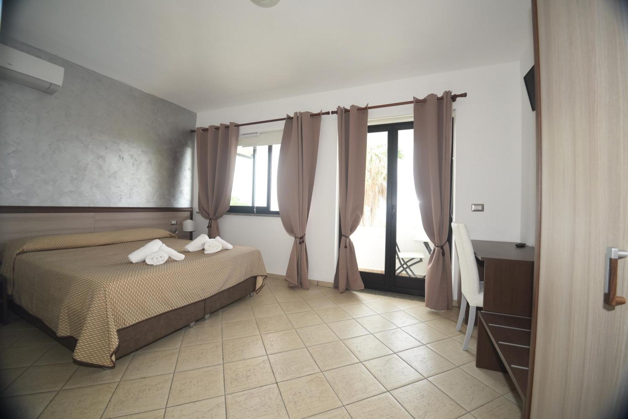 Villaggio Pineta Petto Bianco Capo Vaticano Pokój zdjęcie