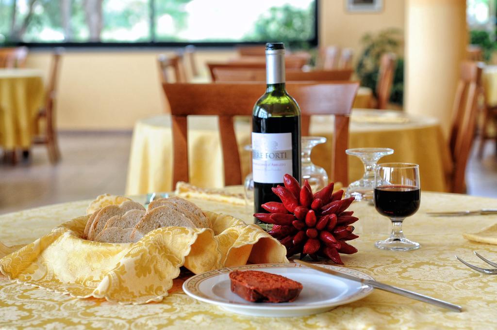Villaggio Pineta Petto Bianco Capo Vaticano Zewnętrze zdjęcie