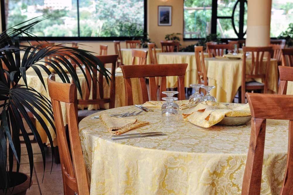 Villaggio Pineta Petto Bianco Capo Vaticano Zewnętrze zdjęcie