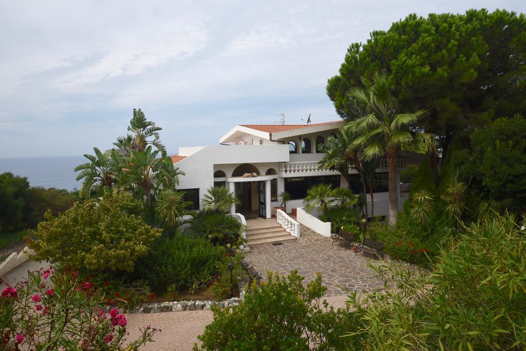 Villaggio Pineta Petto Bianco Capo Vaticano Zewnętrze zdjęcie