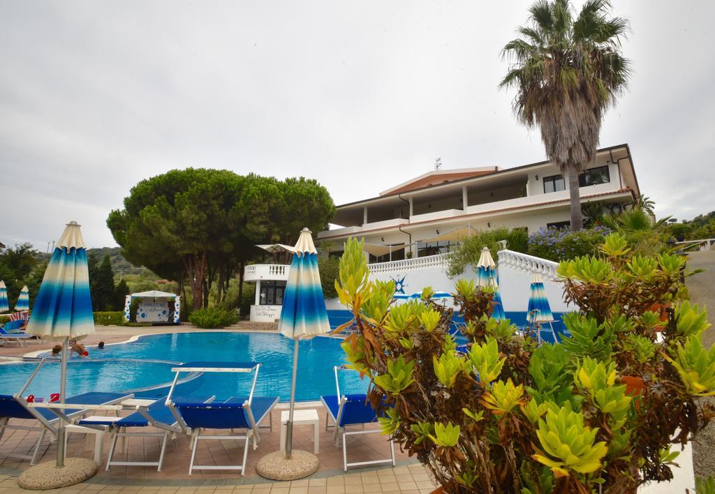 Villaggio Pineta Petto Bianco Capo Vaticano Zewnętrze zdjęcie