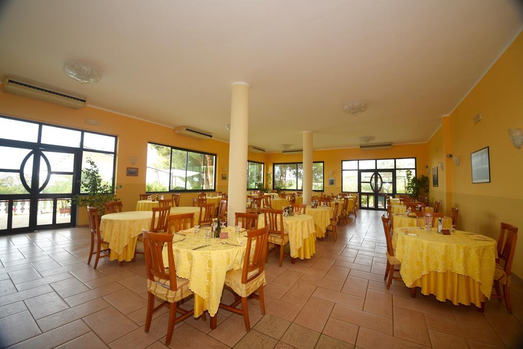 Villaggio Pineta Petto Bianco Capo Vaticano Zewnętrze zdjęcie