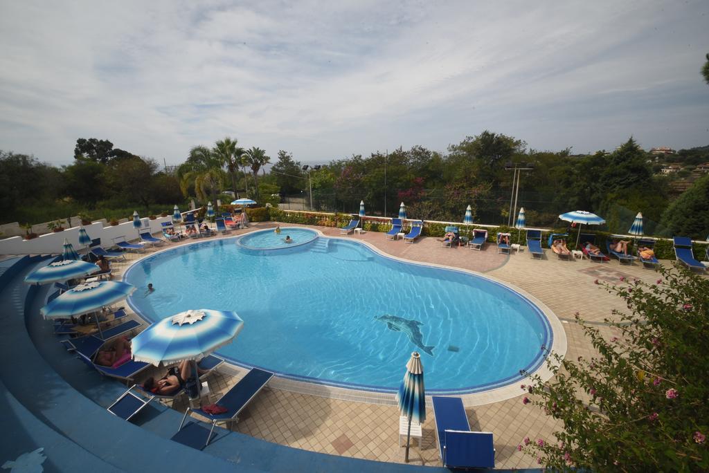 Villaggio Pineta Petto Bianco Capo Vaticano Zewnętrze zdjęcie